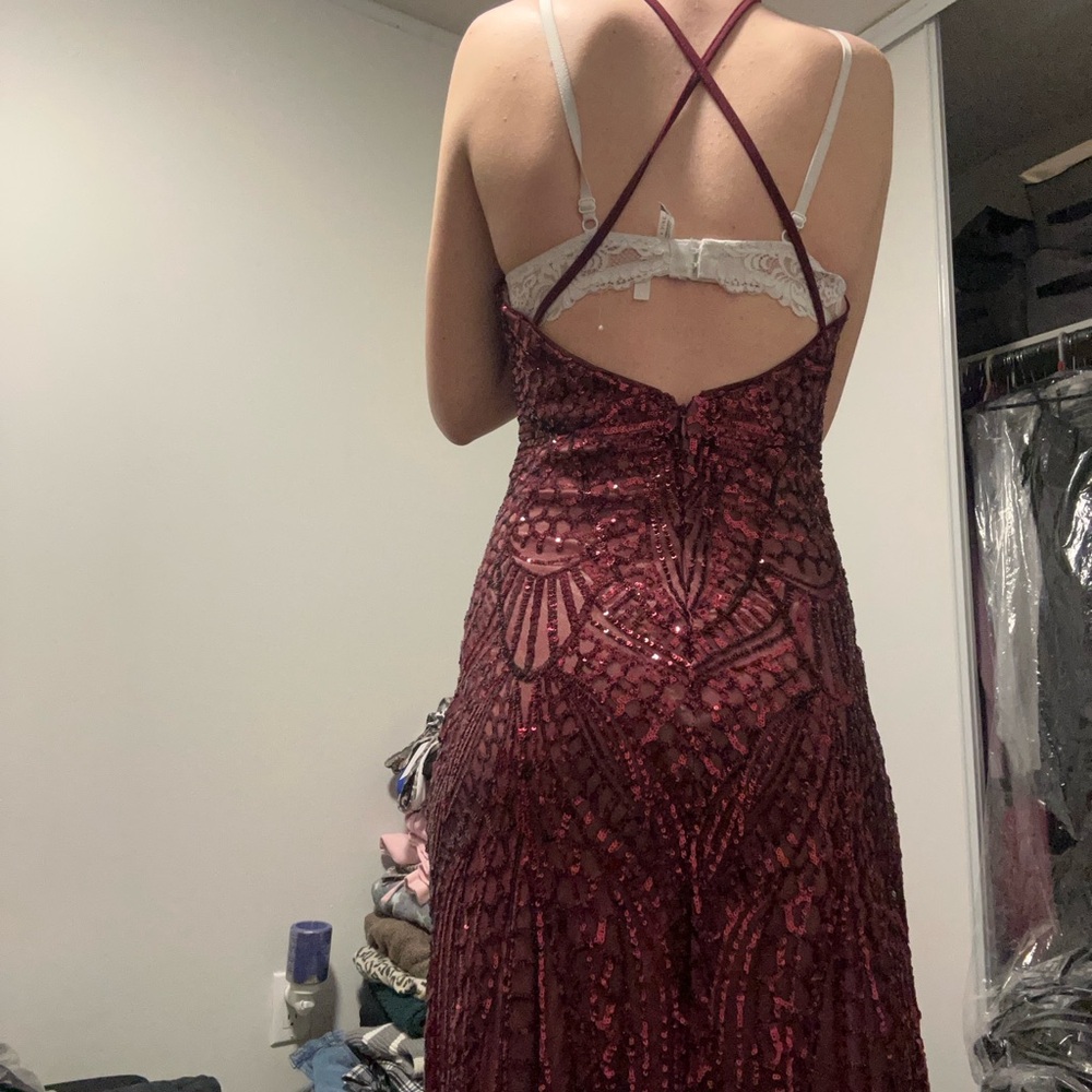Elegant Burgundy Sequin Dress